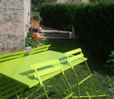 Saint-Brisson House | Les petites Fourches