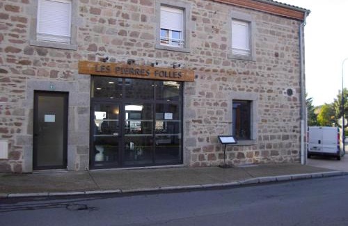 Rozier-en-Donzy Bed & Breakfast | Les Pierres Folles