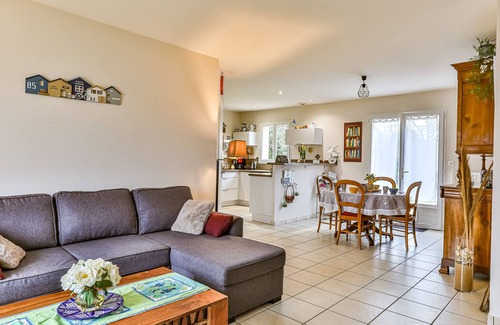 Challans House | Les Pinsons - Jardin - Parking - Wifi