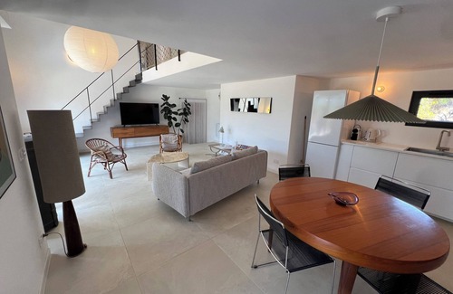 La Mole House | Les Plaines, Country house