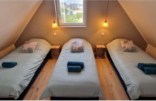 Ploudalmezeau House | LES PORTSALLAISES piscine ou spa à 300m de la plage