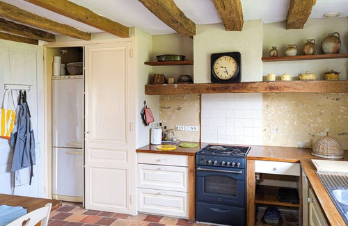 Saint-Flovier House | Les Raffoux: Countryside Escape with Pool & large garden near Loire Castles