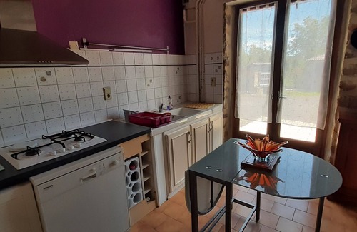 Saint-Bonnet-l'Enfantier Apartment | Les Sabots D'angélina Appartement de Charme au Cœur de la Campagne Corrézienne