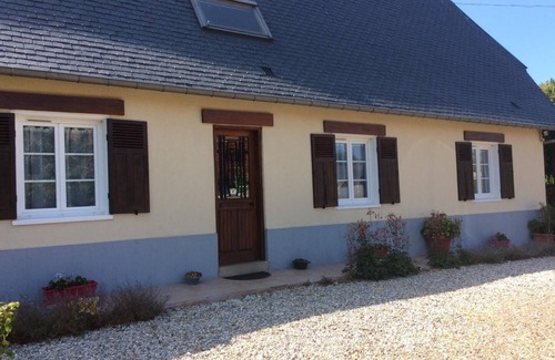 Assigny House | Les Saules Pleureurs