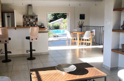 Mons House | Les Serres de Rousselou (Beautiful view & heated pool)