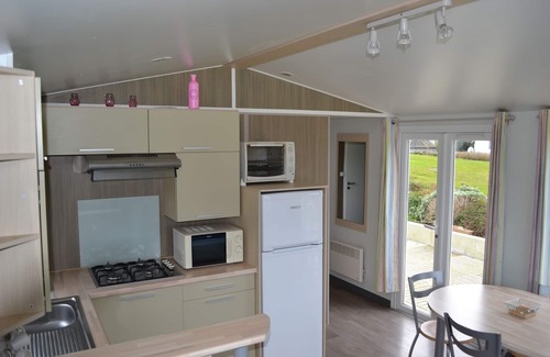 Plounevez-Lochrist House | Les Terrasses de la Baie: 'Between land and sea'