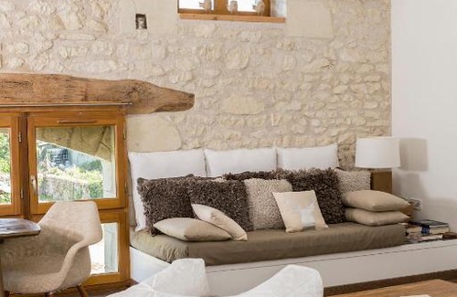 Avon-les-Roches House | Les Terrasses Suite et Loft de Campagne