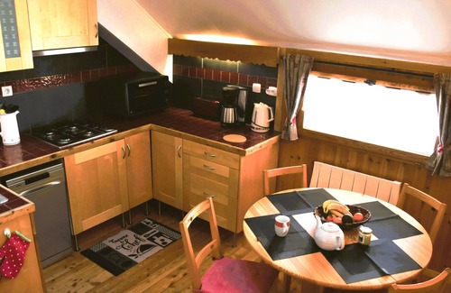 Nevache Ski Chalet | Les Thures Hameau du Roubion Hautes Alpes