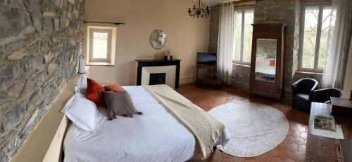 Saint-Georges-de-Luzencon Bed & Breakfast | Les Tilleuls
