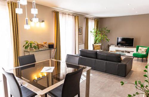 Saint-Martin-de-Crau House | Les Tournesols