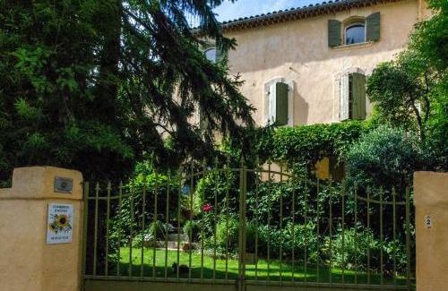 Mallemort Bed & Breakfast | Les Tournesols