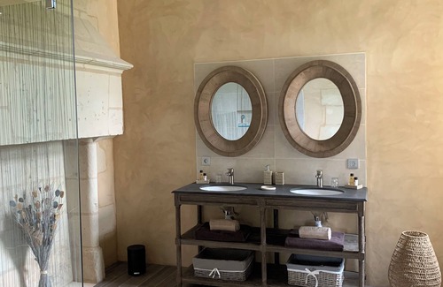 Les-Trois-Moutiers House | Les Trois-Moutiers