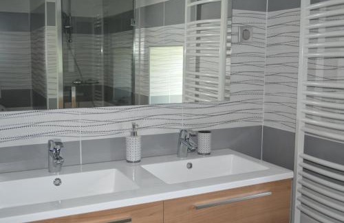 Muneville-sur-Mer Bed & Breakfast | Les vergers