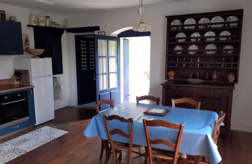 Cregols House | LES VOLETS BLEUS - CREGOLS