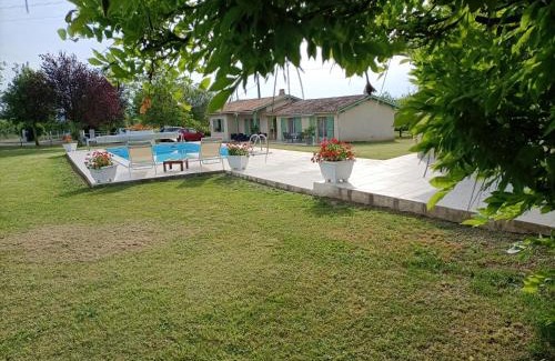 Saint-Antonin Noble Val Bed & Breakfast | Les Volets Verts