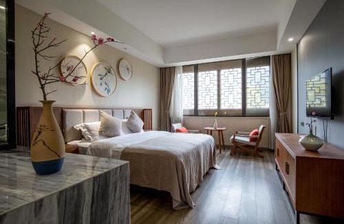 Shizhong District Hotel | Leshan Meet the Yard