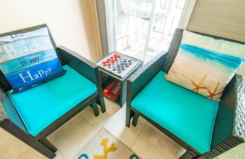 North Myrtle Beach House | Leslie's Seaside Suite at Cherry Grove