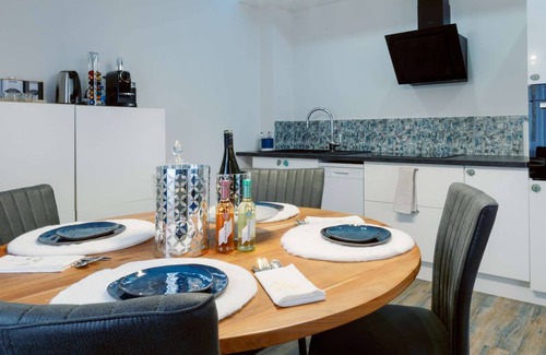 Hesingue Apartment | Leslodgespa, La Marine, free Parking and More...