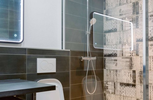 Hesingue Apartment | Leslodgespa, La Newyorkaise, parking and more...