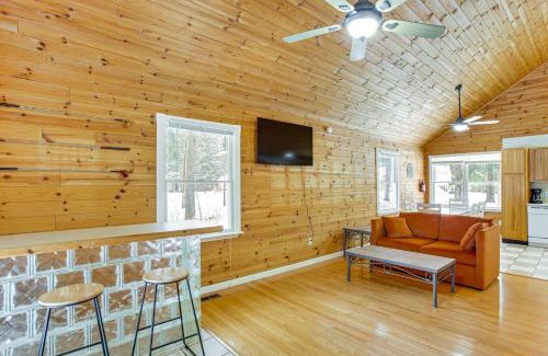 Cadillac House | Less Than 1 Mi to ATV Trails Cadillac Golf Retreat!