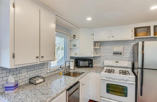 West Hyannisport House | Less Than 1 Mi to Craigville Beach Home with Patio and BBQ