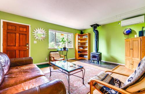 Baseline Sub House | Less Than 1 Mi to CU Boulder Home with Fenced Yard!