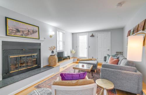 Old Town West House | Less Than 1 Mi to Waterfront Old Town Alexandria Home!