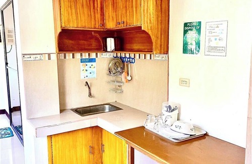 Manoc-Manoc Hostel | less than 2 minute walk in Boracay's famous white sand.