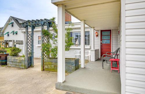 Colington House | Less Than half Mi to Beach Access and Pier OBX Getaway