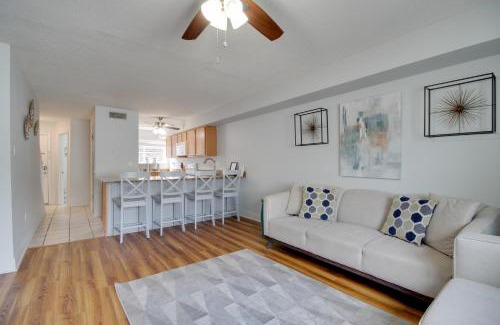 Biloxi Apartment | Less Than Half Mi to Gulf Biloxi Condo with Patio!