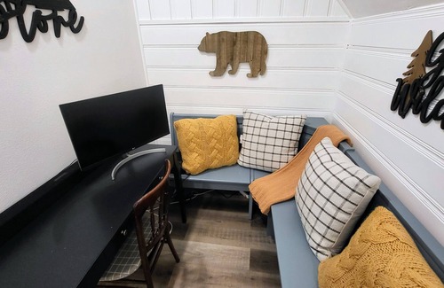 Cedarpines Park Cottage | Less Than10 Mins To Lake Gregory