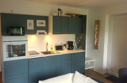 Burglesum Apartment | Lesum-auen. Ruhige Ferienwohnung mit Terrasse und Garten