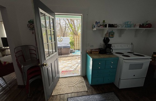 Lake Forest Estates House | Let "Rubies Rental" Be your Winter Escape
