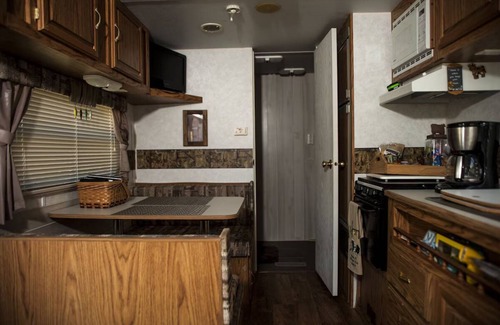 Ararat House | LET'S GO CAMPING ~ CATTLE VIEW CAMPER