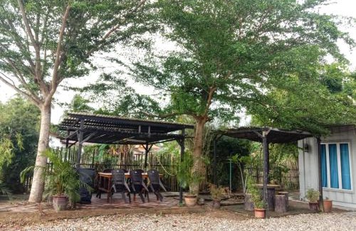 Alor Gajah Ski Chalet | LeThuHouse