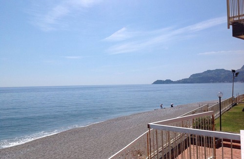 Letojanni Apartment | Letojanni: Apartment/flat - Letojanni - Taormina