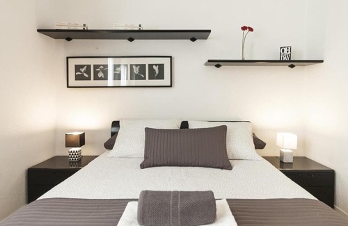 Sant Marti de Provencals Apartment | Lets holidays apartment in Sant Martí
