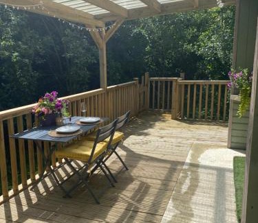 Letterkenny Other | Letterkenny Cabin