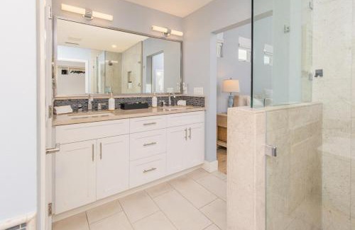 Leucadia House | Leucadia Oasis with Spa, EV, Fire Pit, AC, Walk to Beach