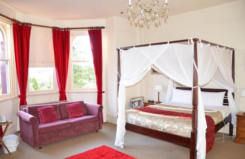 Leura House | Leura House