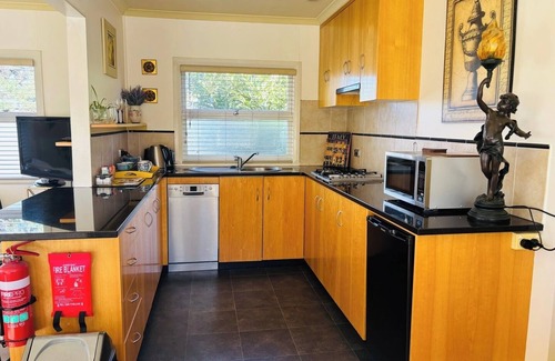 Leura Apartment | Leura's Magical Manderley - 1 Bedroom Unit