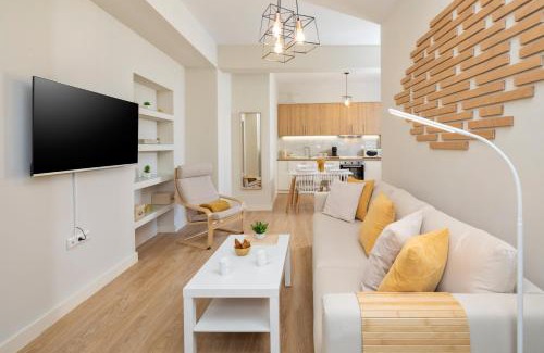 Molos Apartment | Levante Homes
