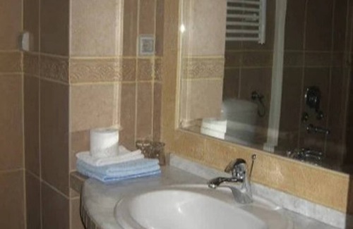 Sveti Stefan Bed & Breakfast | Levantin Inn 1-3 Room N9