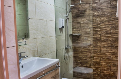 Osh Hotel | Level Hotel