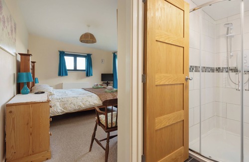 Stodmarsh Cabin | Leveret Lodge