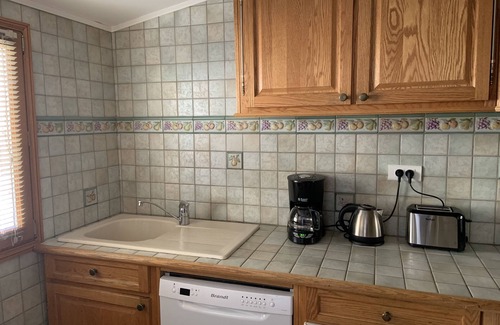 Levie House | LEVIE 30km from Propriano, House in the heart of the village, air conditioning