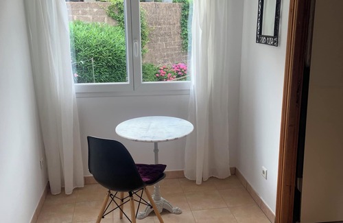 Levie House | LEVIE 30km from Propriano, House in the heart of the village, air conditioning