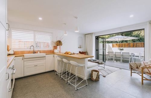 Sawtell Apartment | Lewie's at Sawtell, Family friendly, beachside, laid-back luxury 3BDR 2 BTH