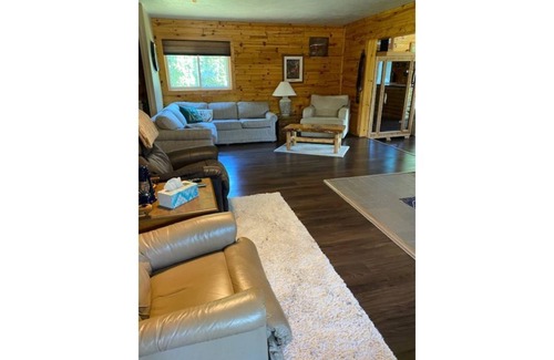 Lewiston House | Lewiston, Michigan - East Twin Lake - Snow/Sun/Sand/Fish/Fun