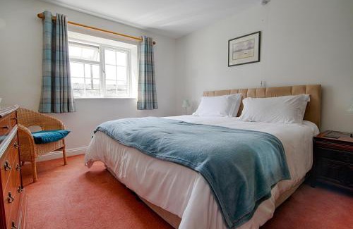 Holsworthy Bed & Breakfast | Leworthy Farmhouse Bed and Breakfast